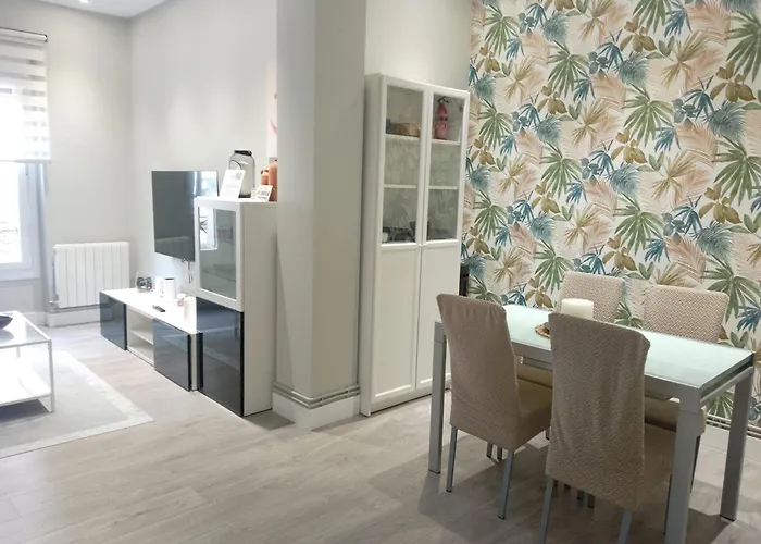 Nuevo, Casco Viejo, Mercado De La Ribera