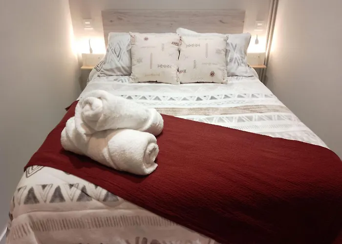 Apartament Nuevo, Casco Viejo, Mercado De La Ribera